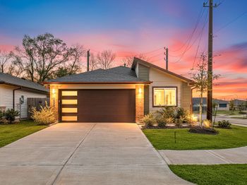 12902 Wempe Way