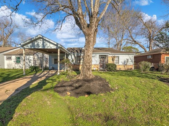 9309 Cathedral Drive, Houston TX 77051