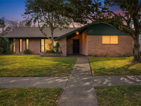 5703 Rutherglenn Drive, Houston TX 77096