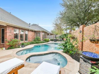 11413 Gallant Ridge Lane