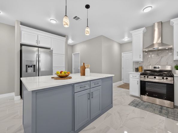 7832 Dewitt Street, Houston TX 77028