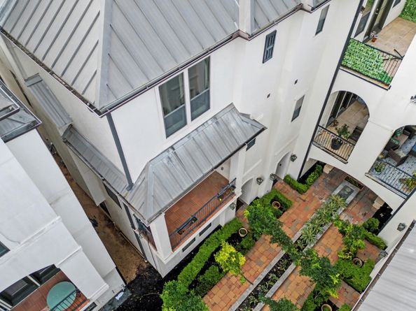 634 Nagle Street, Houston TX 77003