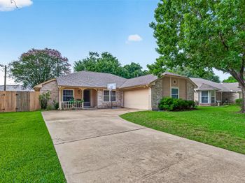 15343 Meadow Village Dr Drive