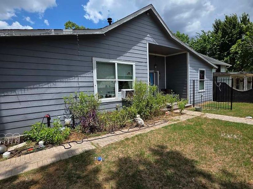 111 Cottage Street, Houston TX 77009