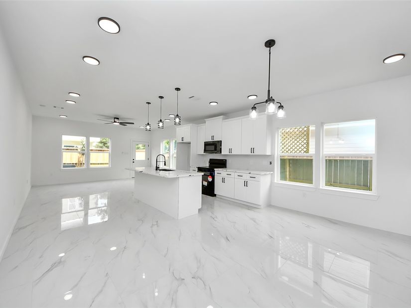 8023 Brandon Street, Houston TX 77051