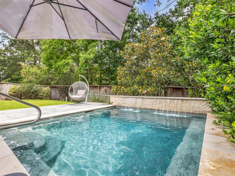 246 Hearthshire Circle, The Woodlands TX 77354