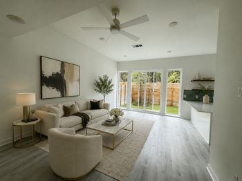 2000 Riverside Farms Road