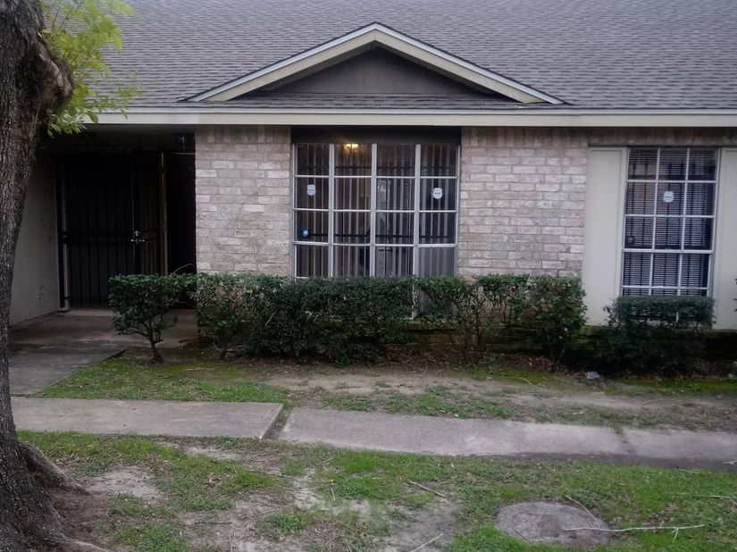 12728 Bexley Drive 2728, Houston TX 77099