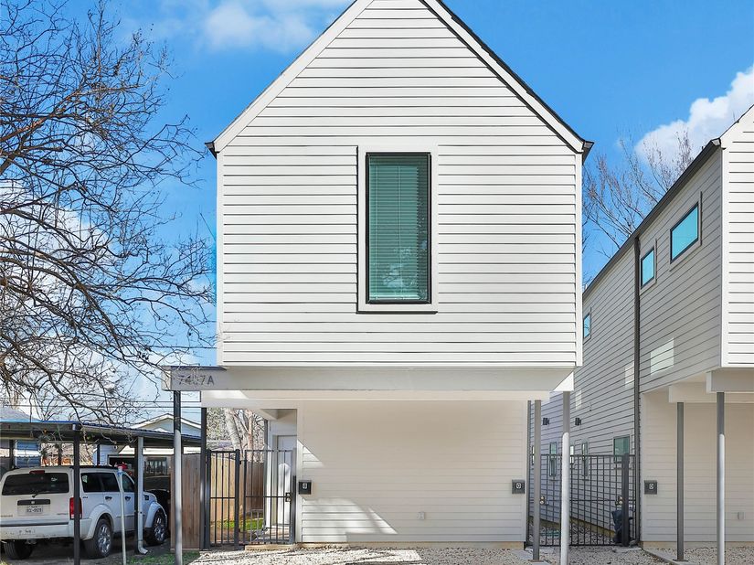 7407 Rusk Street B, Houston TX 77011