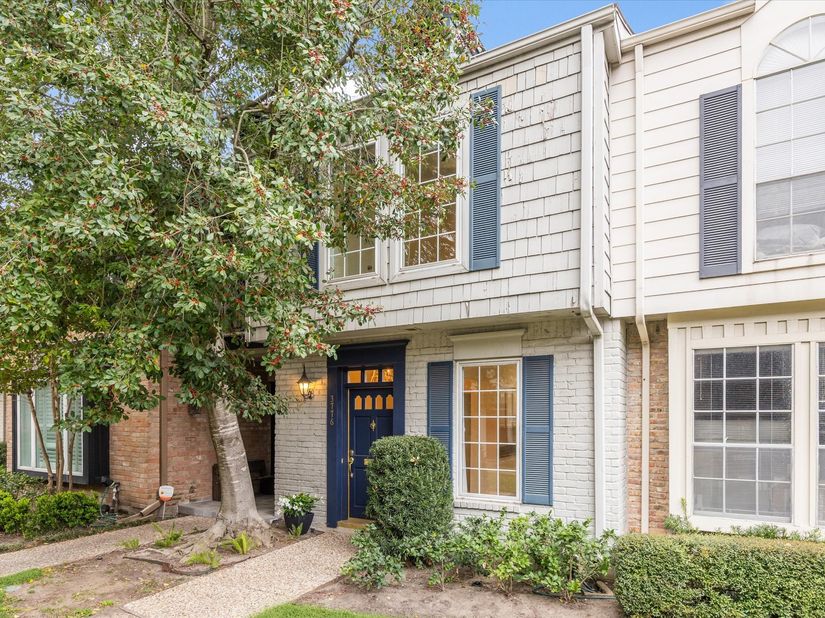 3776 Lake Street, Houston TX 77098