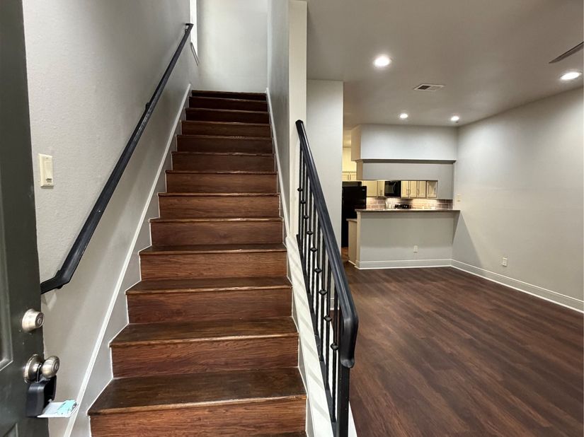 2626 Holly Hall Street 102, Houston TX 77054