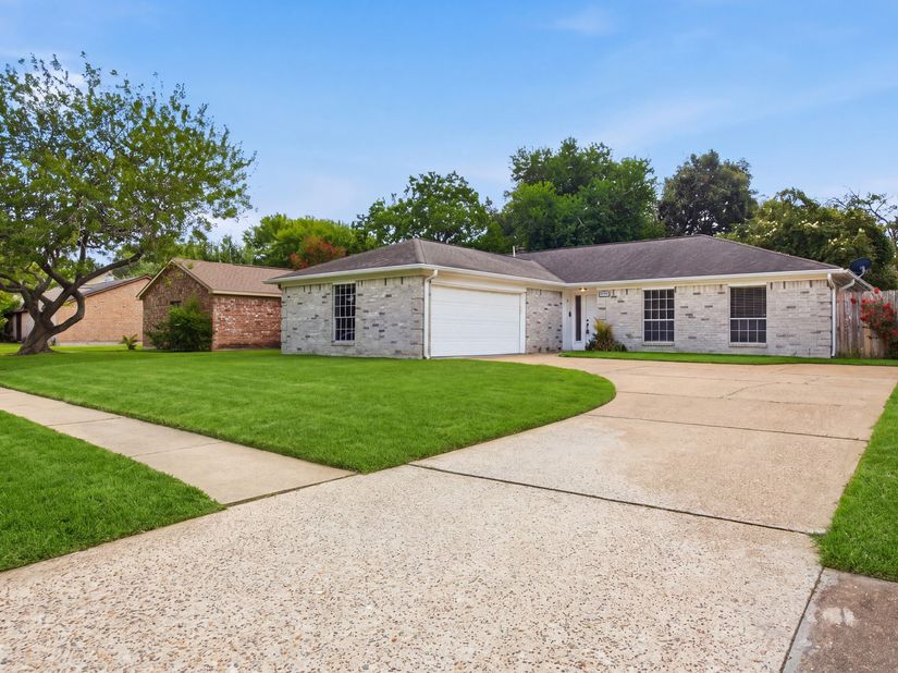 22603 Deville Drive, Katy TX 77450