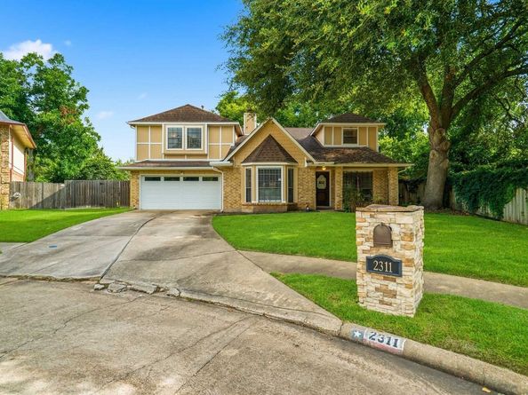 2311 Woven Wood Lane, Richmond TX 77406
