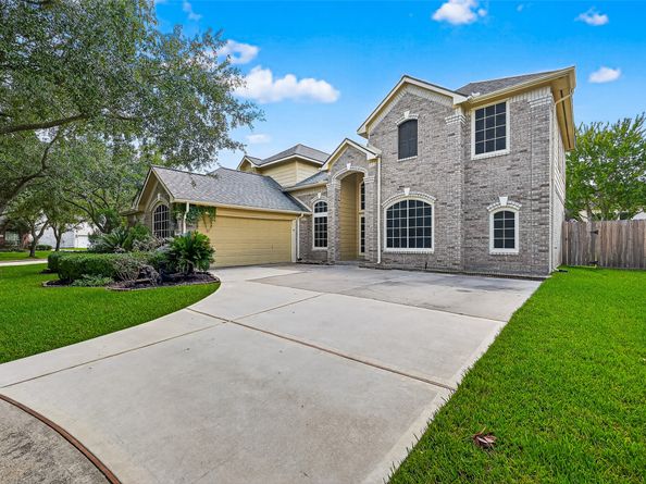 4722 Plato Park Drive, Sugar Land TX 77479