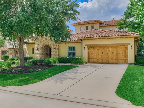 82 E Crystal Canyon Circle, The Woodlands TX 77389