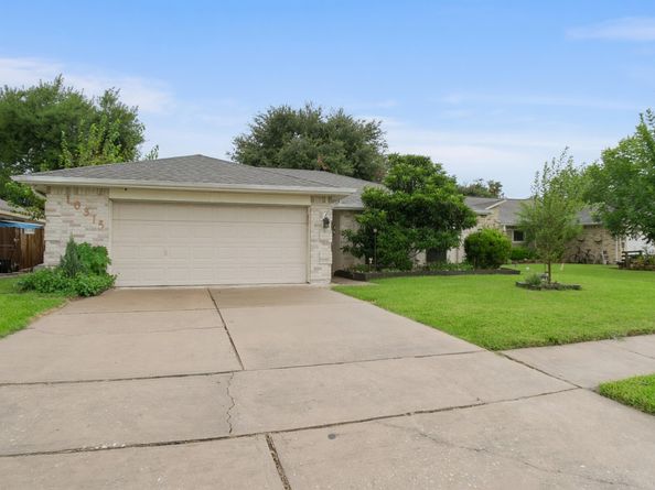 10315 Hollow Canyon Court, Sugar Land TX 77498