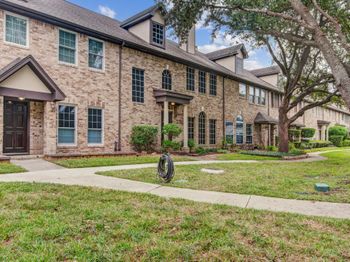 2243 Broadlawn Drive