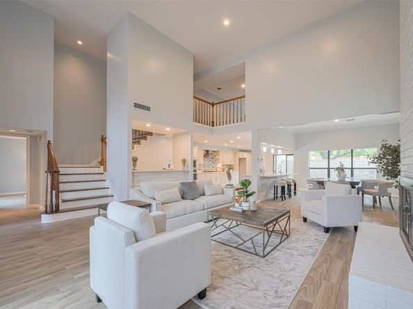 15600 Barkers Landing Road 20, Houston TX 77079