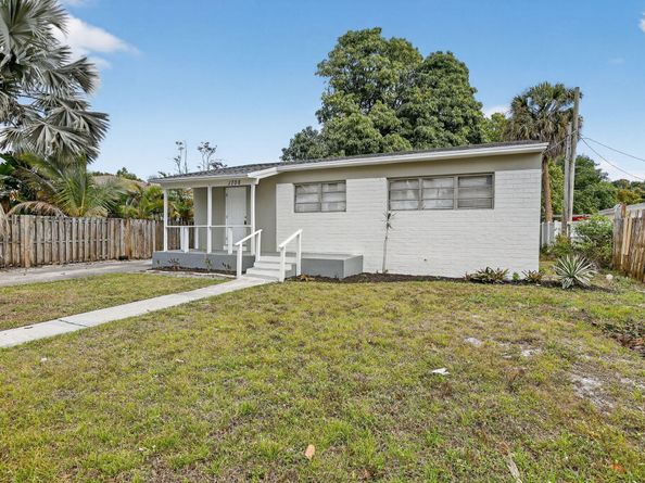 1708 NW 8th Avenue, Fort Lauderdale FL 33311