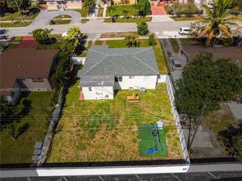 570 NE 169th Street