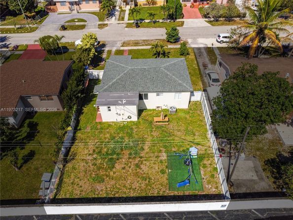 570 NE 169th Street, North Miami Beach FL 33162