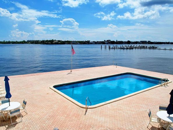 1810 New Palm Way 415, Boynton Beach FL 33435