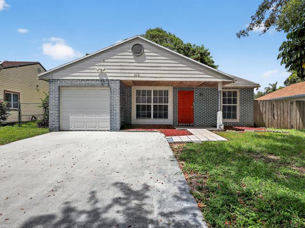 8681 SW 15th Street, Pembroke Pines FL 33025