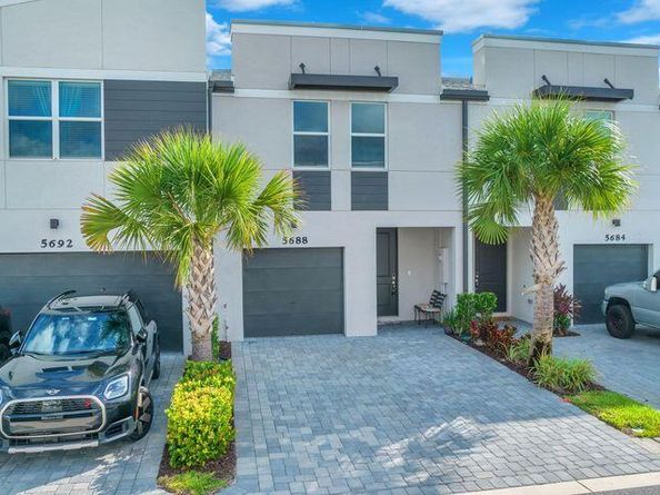 5688 Mentmore Drive, Mangonia Park FL 33407