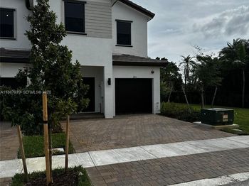 285 SW 159th Lane