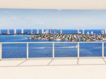 220 Lake Shore Drive