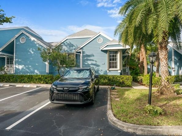 722 Ocean Dunes Cir, Jupiter FL 33477