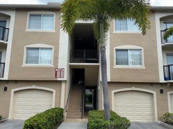 1300 Crestwood Court S