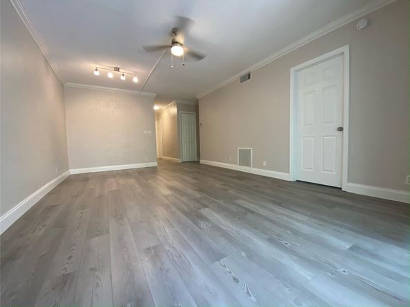 1400 NE 57th Street 104, Fort Lauderdale FL 33334
