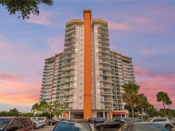1301 NE Miami Gardens Drive 1721w, Miami FL 33179