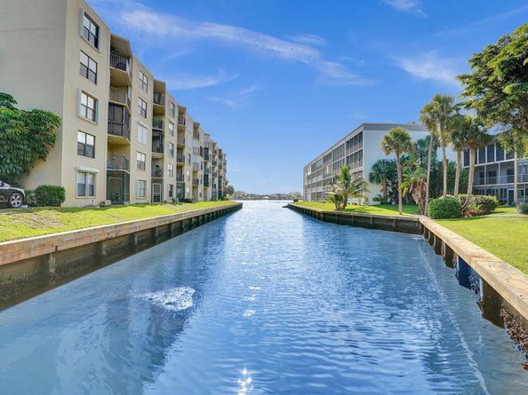 890 N Federal Highway 410, Lantana FL 33462