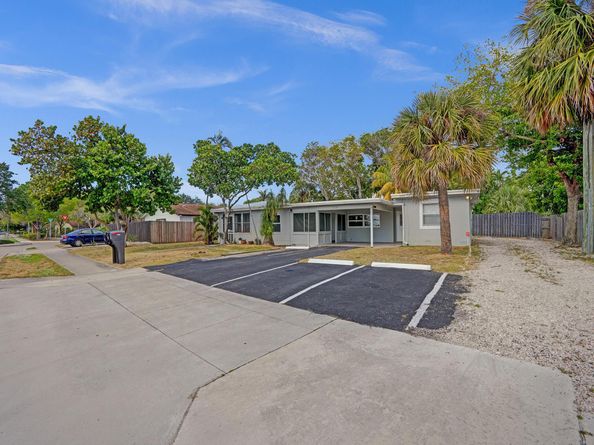 1206 NE 3rd Avenue, Delray Beach FL 33444