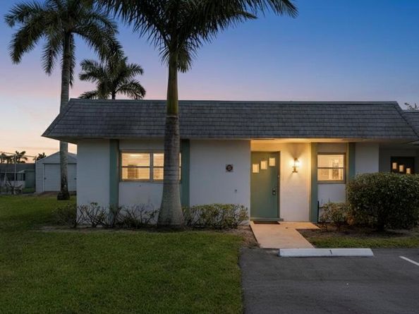 2638 Gately Drive E 1, West Palm Beach FL 33415