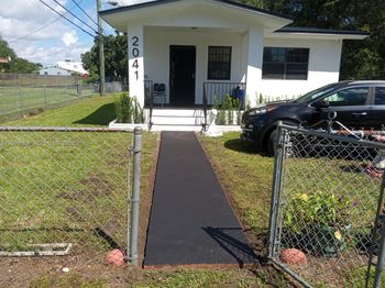 2041 NW 100th Street