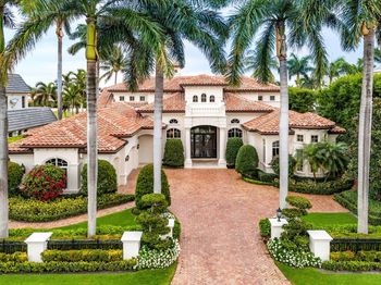 1560 Sabal Palm Drive