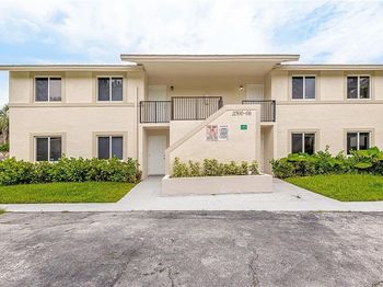 11500-11506 NW 43rd Ct