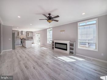 1475 Old Bristol Pike