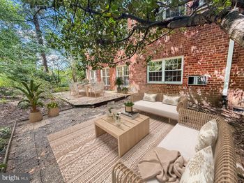 3500 Martha Custis Drive