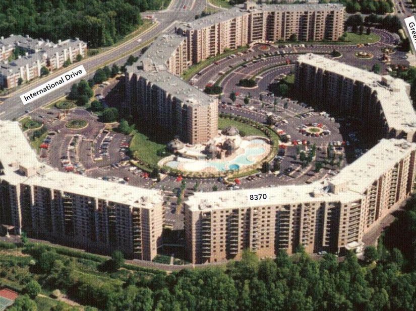 8370 Greensboro Drive 411, Mclean VA 22102