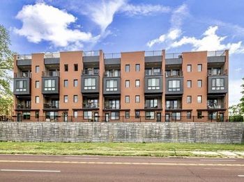 4443 River Ridge Court
