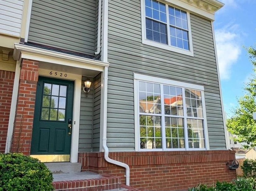 6520 Medinah Lane, Alexandria VA 22312