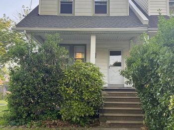 36 S Sycamore Avenue