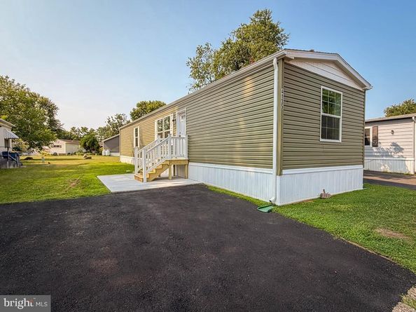 4135 Davis Drive, Morrisville PA 19067