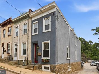 305 Carson Street