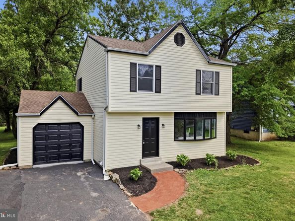 815 Philadelphia Avenue, Warrington PA 18976