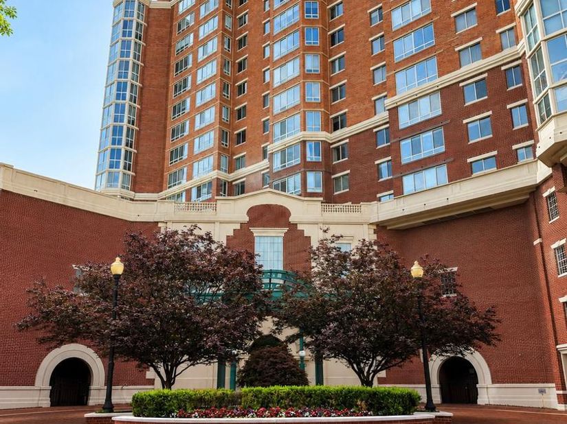 2121 Jamieson Avenue 1906, Alexandria VA 22314
